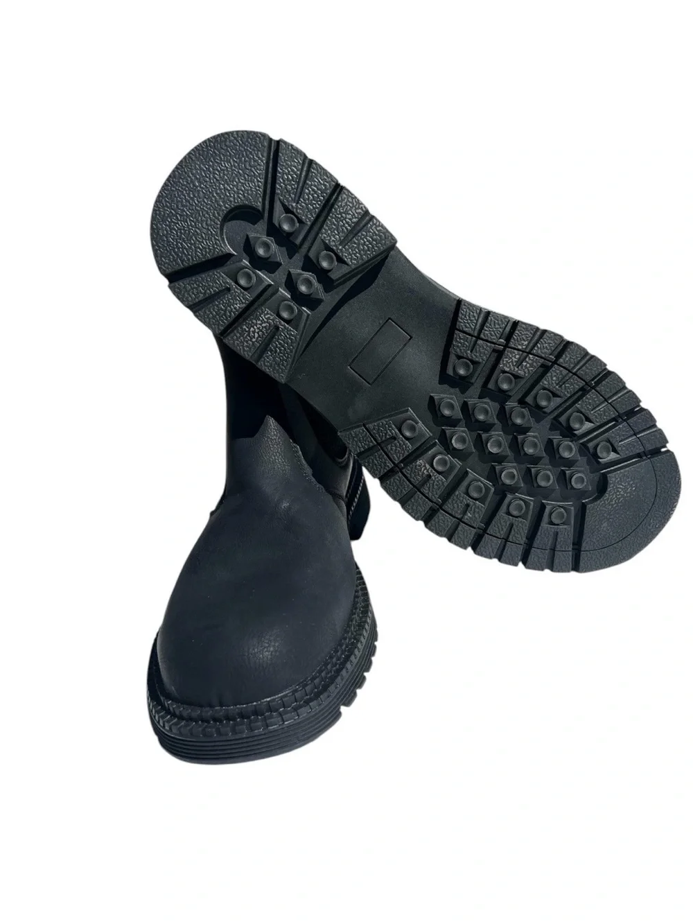 Men's Black Chukka Boot with Elastic Side Panels
